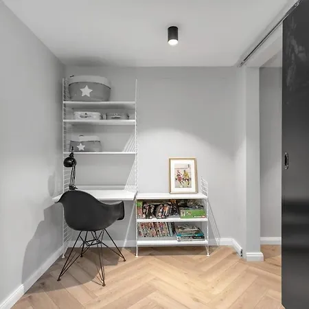 A Modern And Stylish Furnished House In Villa *
